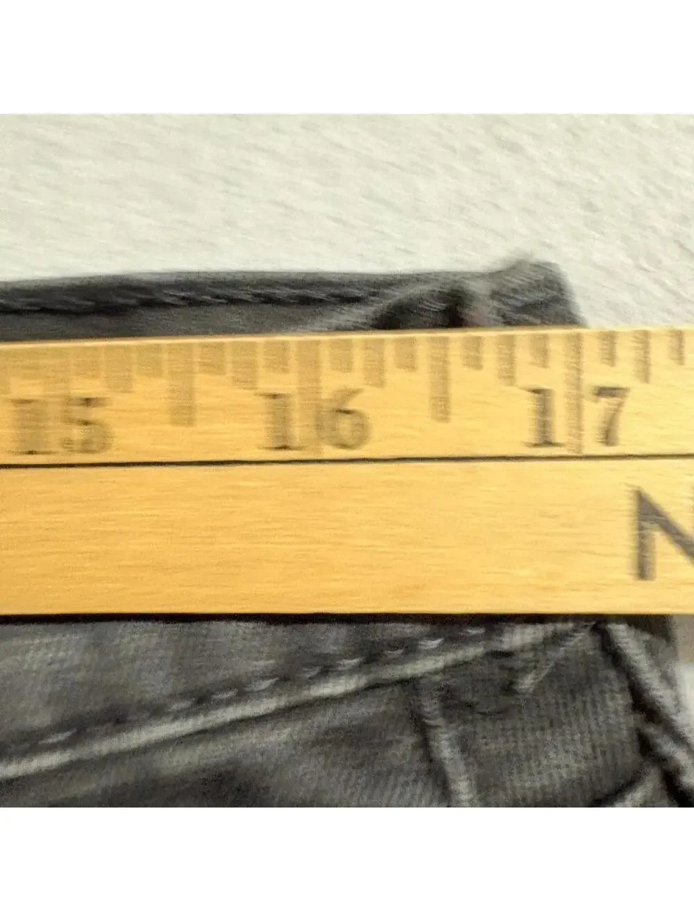 Levis 514 Straight Leg Jeans Mens 34x30 Black Distressed Ripped Denim